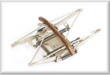 Current collector (pantograph) with copper collector-shoe gear, according to Mikado 5.1, price per piece.