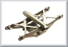 Current collector (pantograph, according to Mikado type 2.3, price per piece.
